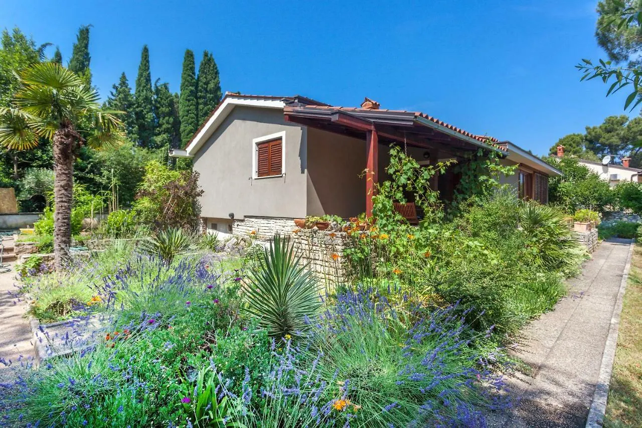 Holiday home House Giovanni Premantura